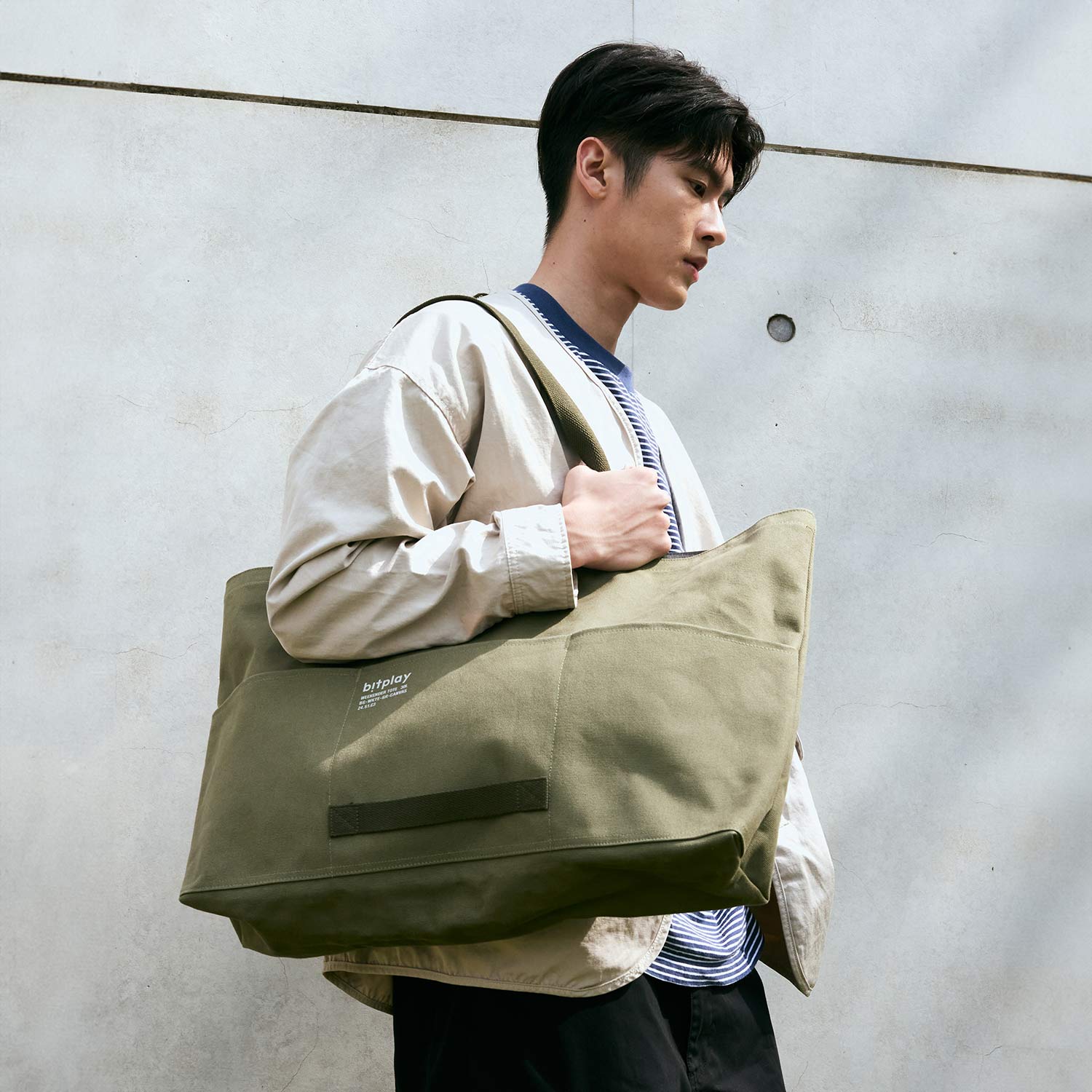 Weekender Canvas Tote 30L - Army Green