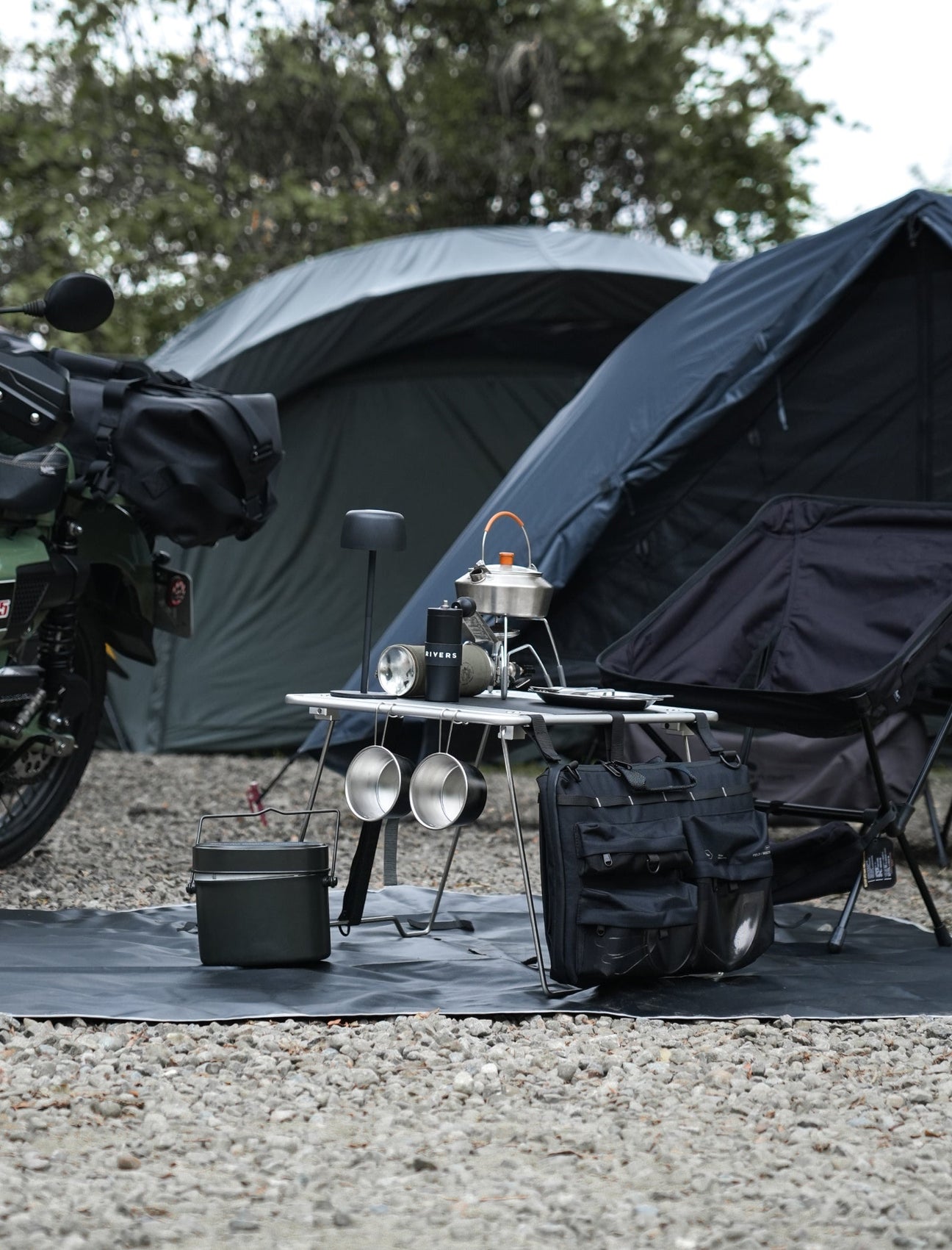 Field / Nomad Table 01 at Camp