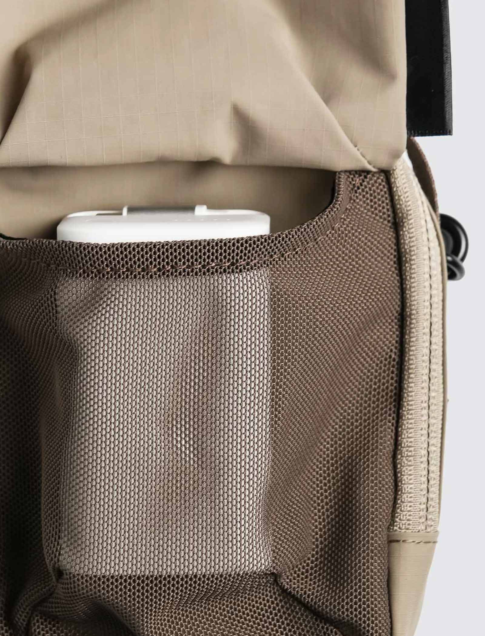 bitplay × Unipapa｜Where Minimal Design Meets Everyday Function