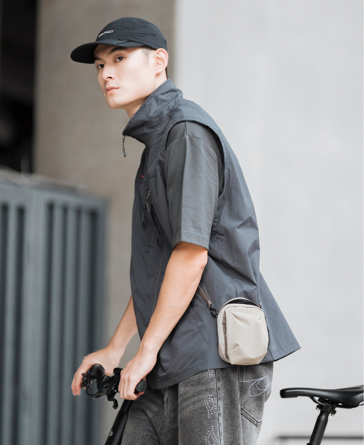 Essential 0.5L Transit Pouch- Brown