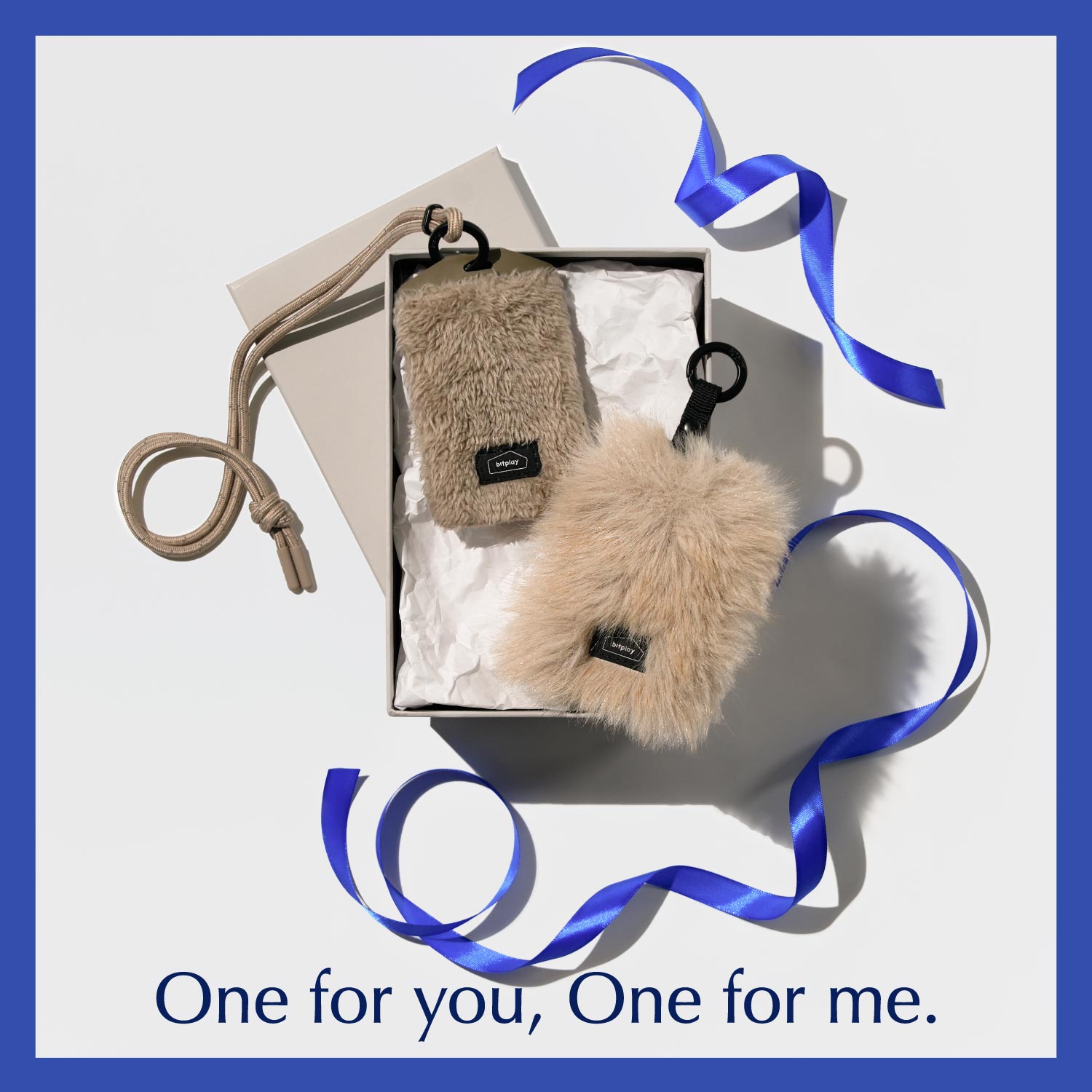 【Christmas Gift Set】Short-Plie Badge Holder x Furry Badge Holder