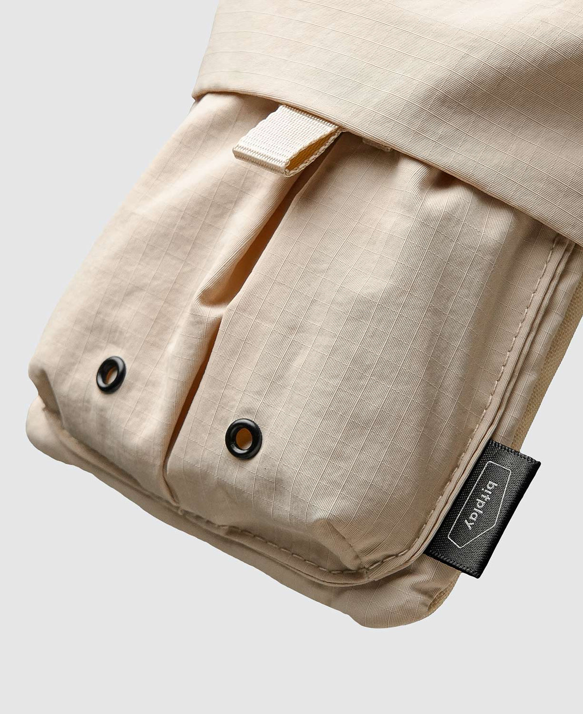 Essential Phone Pouch-Black