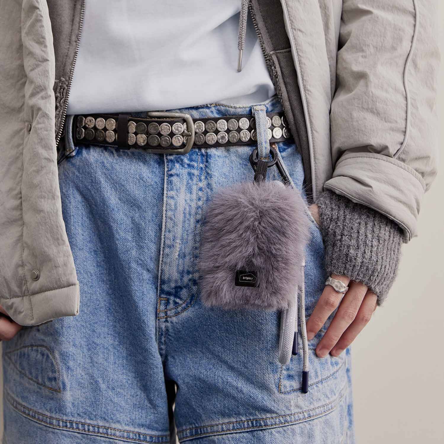 Furry Badge Holder-Bluish Grey (Circle Buckle Included)