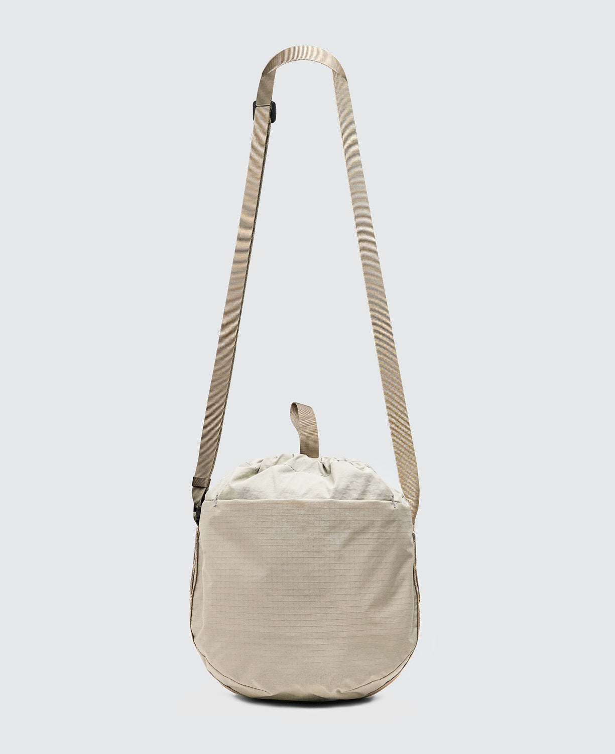 SlingPouch-sand-back
