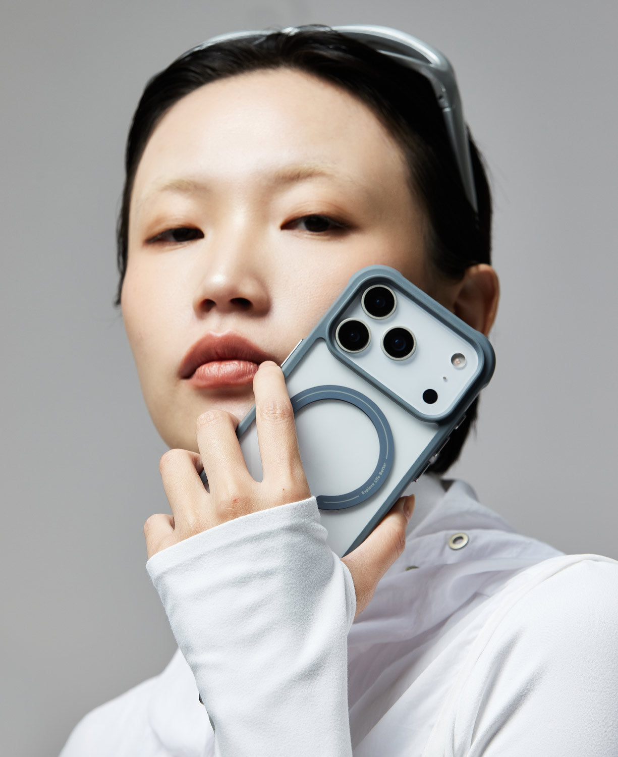 Bitplay รุ่น Wander Case - เคส iPhone 17 Pro - สี Stone Grey